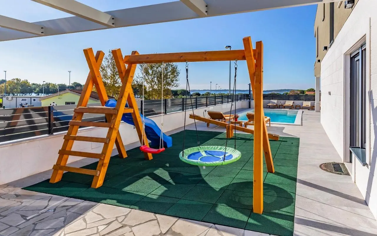 Villa Maristra-2 - Sea View - Beach - Istriensonne 0723 Medulin