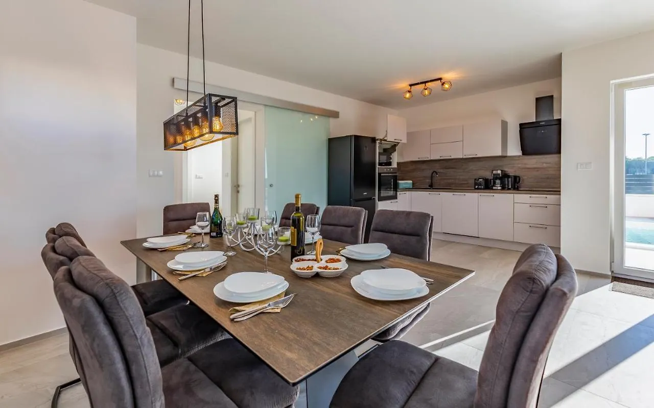 מדולין Villa Maristra-2 - Sea View - Beach - Istriensonne 0723 0*,  קרואטיה