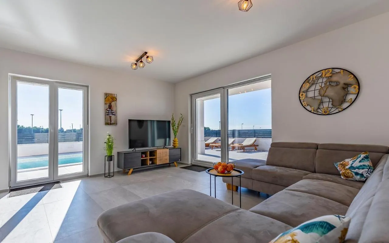 מדולין Villa Maristra-2 - Sea View - Beach - Istriensonne 0723 0*,  קרואטיה